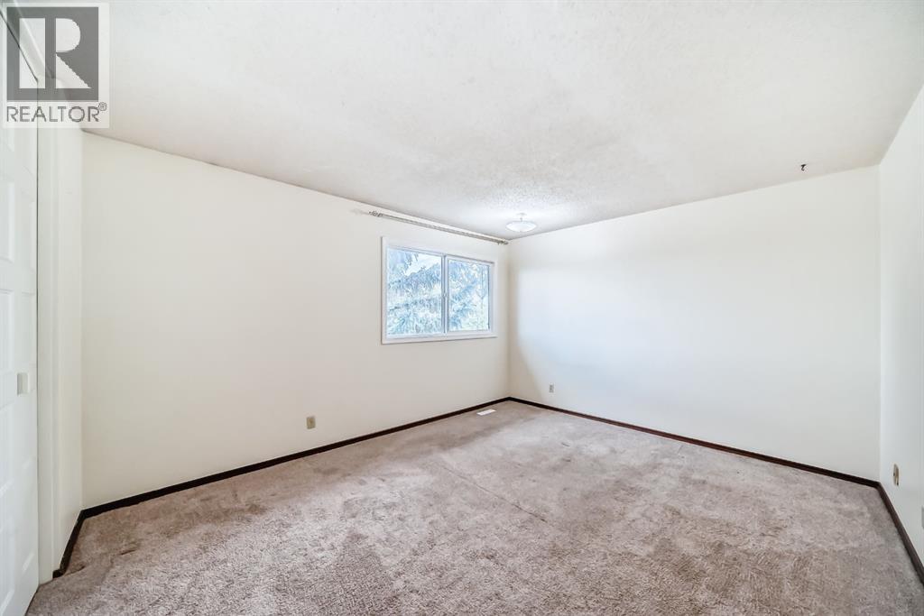 Single Family House for Sale in    Avenue NE Marlborough Park Calgary 