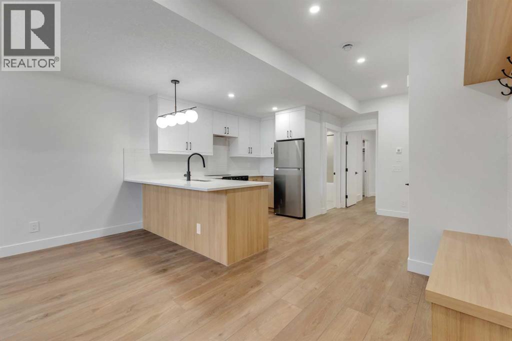 Single Family House for Sale in  Cochrane Road NW Banff Trail Calgary 