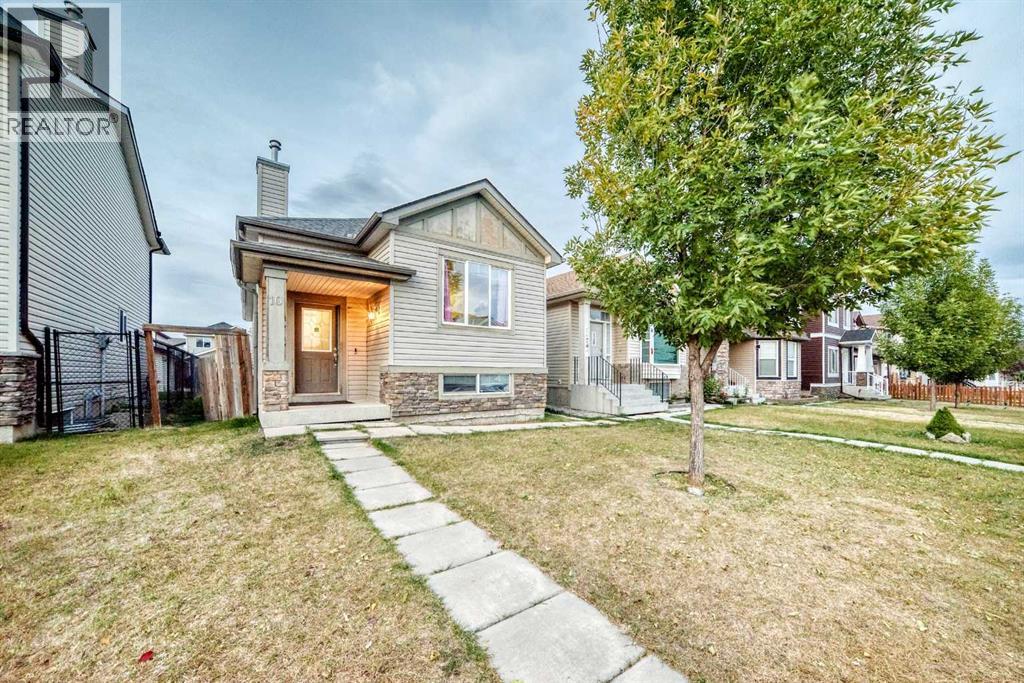 Single Family House Bi-level for Sale in  Saddlebrook Gardens NE Saddle Ridge Calgary 