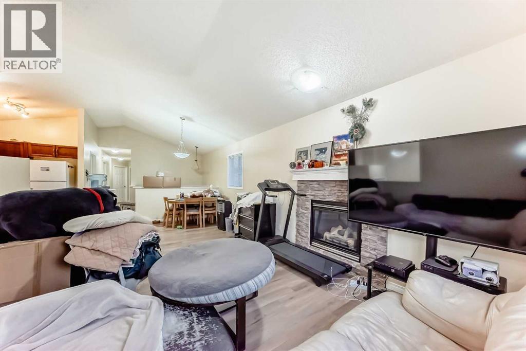 Single Family House Bi-level for Sale in  Saddlebrook Gardens NE Saddle Ridge Calgary 