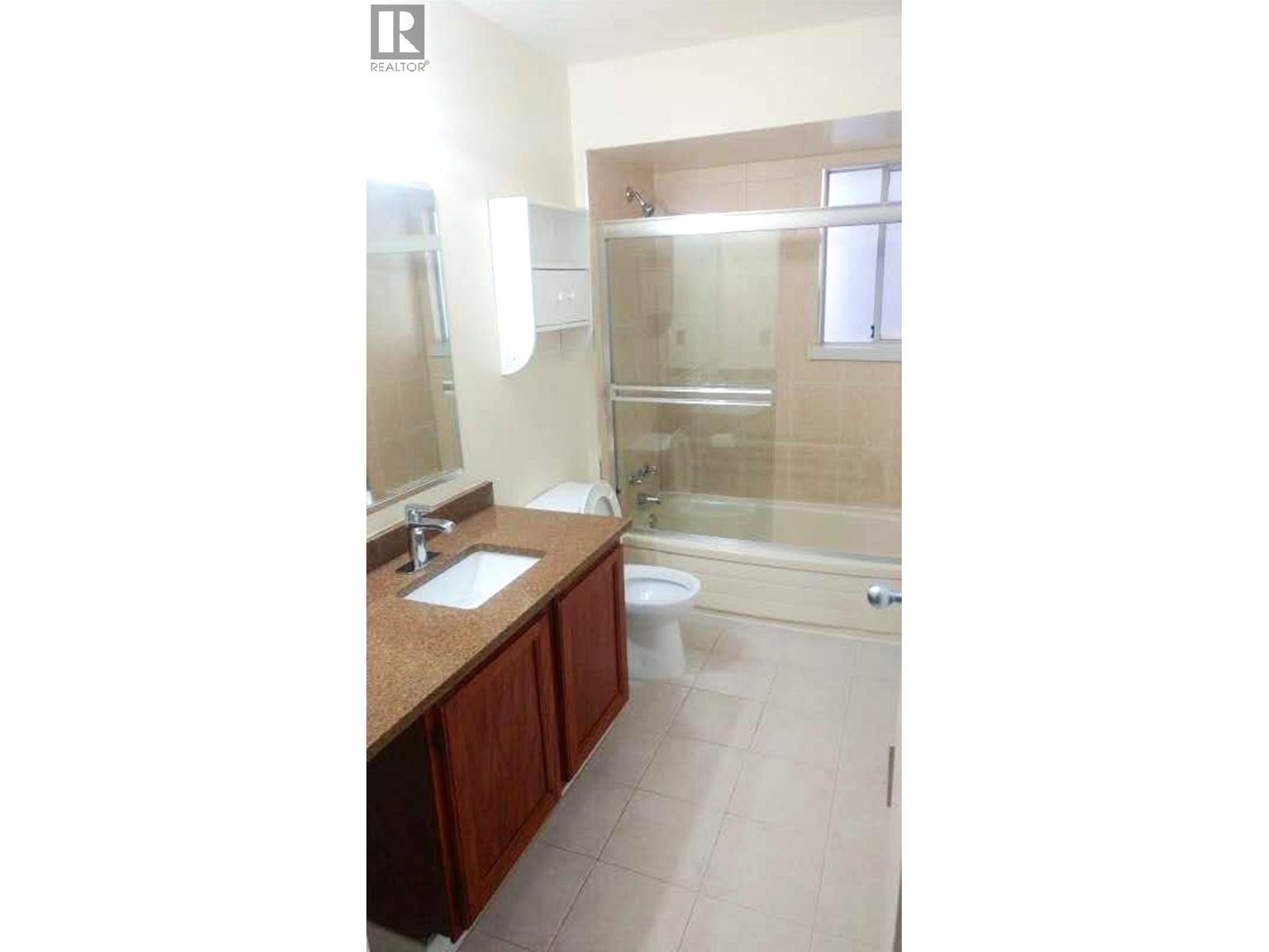 5512 DOMINION STREET, Burnaby