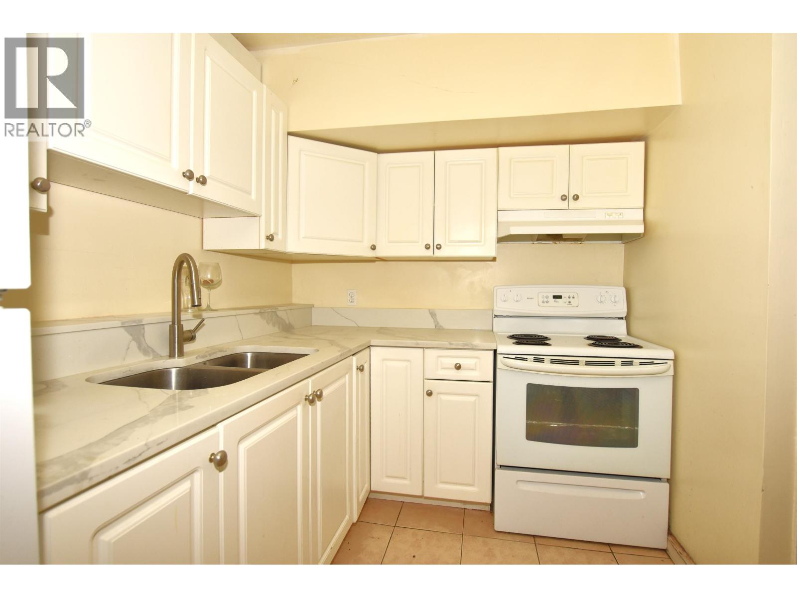 5512 DOMINION STREET, Burnaby