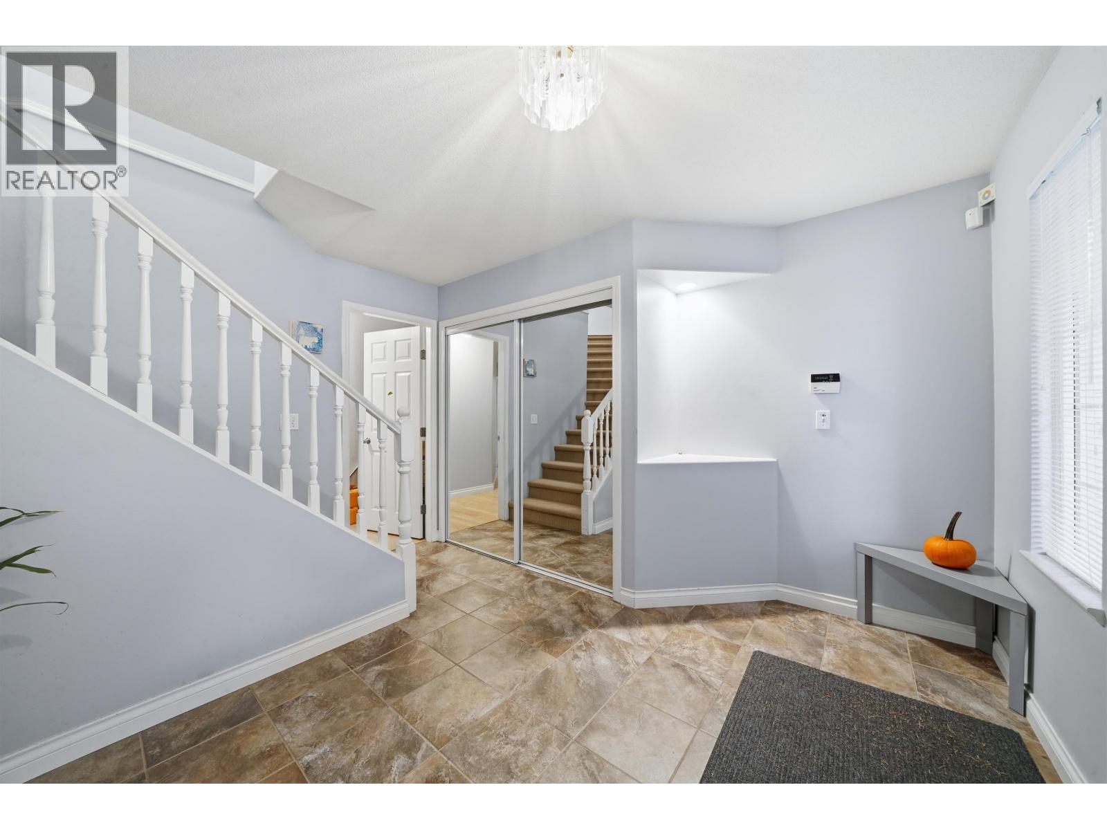 3221 RALEIGH STREET, Port Coquitlam