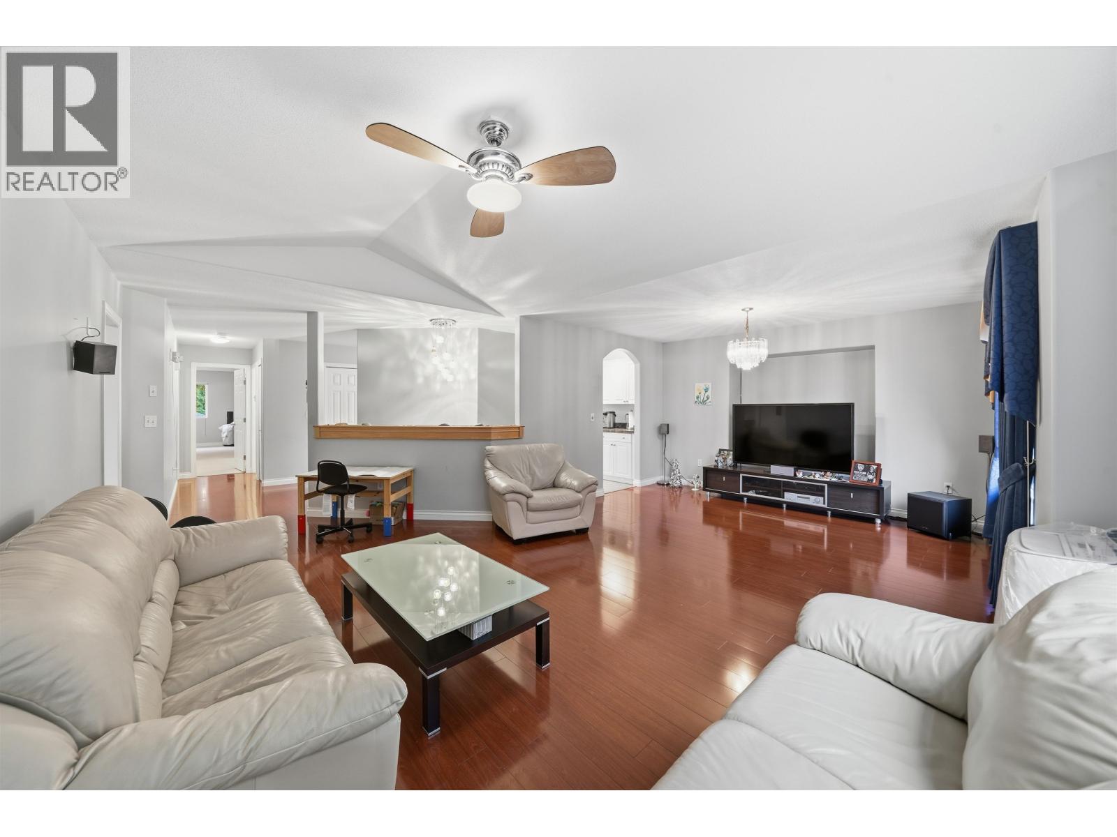 3221 RALEIGH STREET, Port Coquitlam