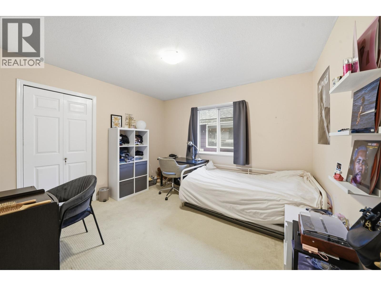 3221 RALEIGH STREET, Port Coquitlam