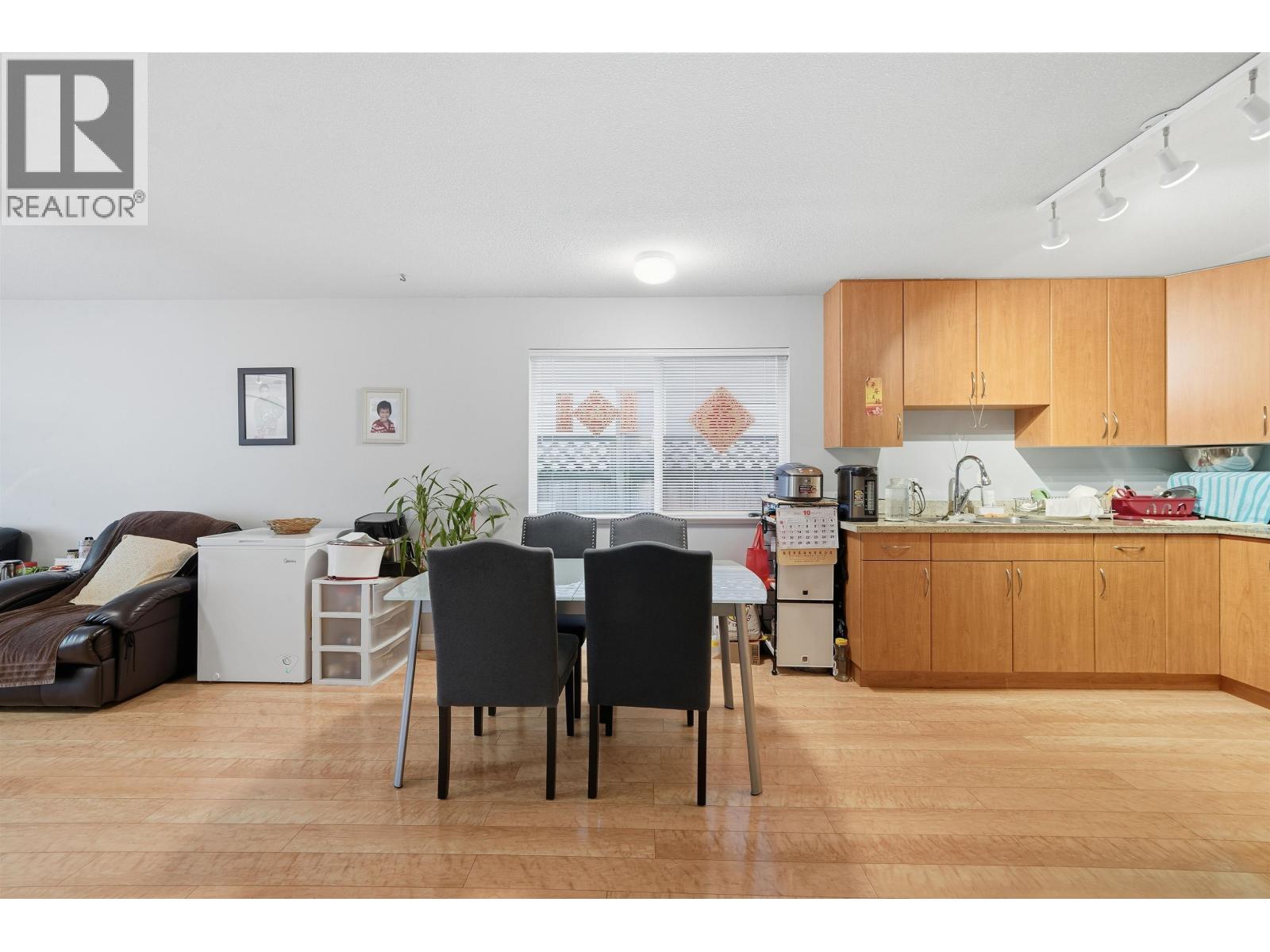 3221 RALEIGH STREET, Port Coquitlam