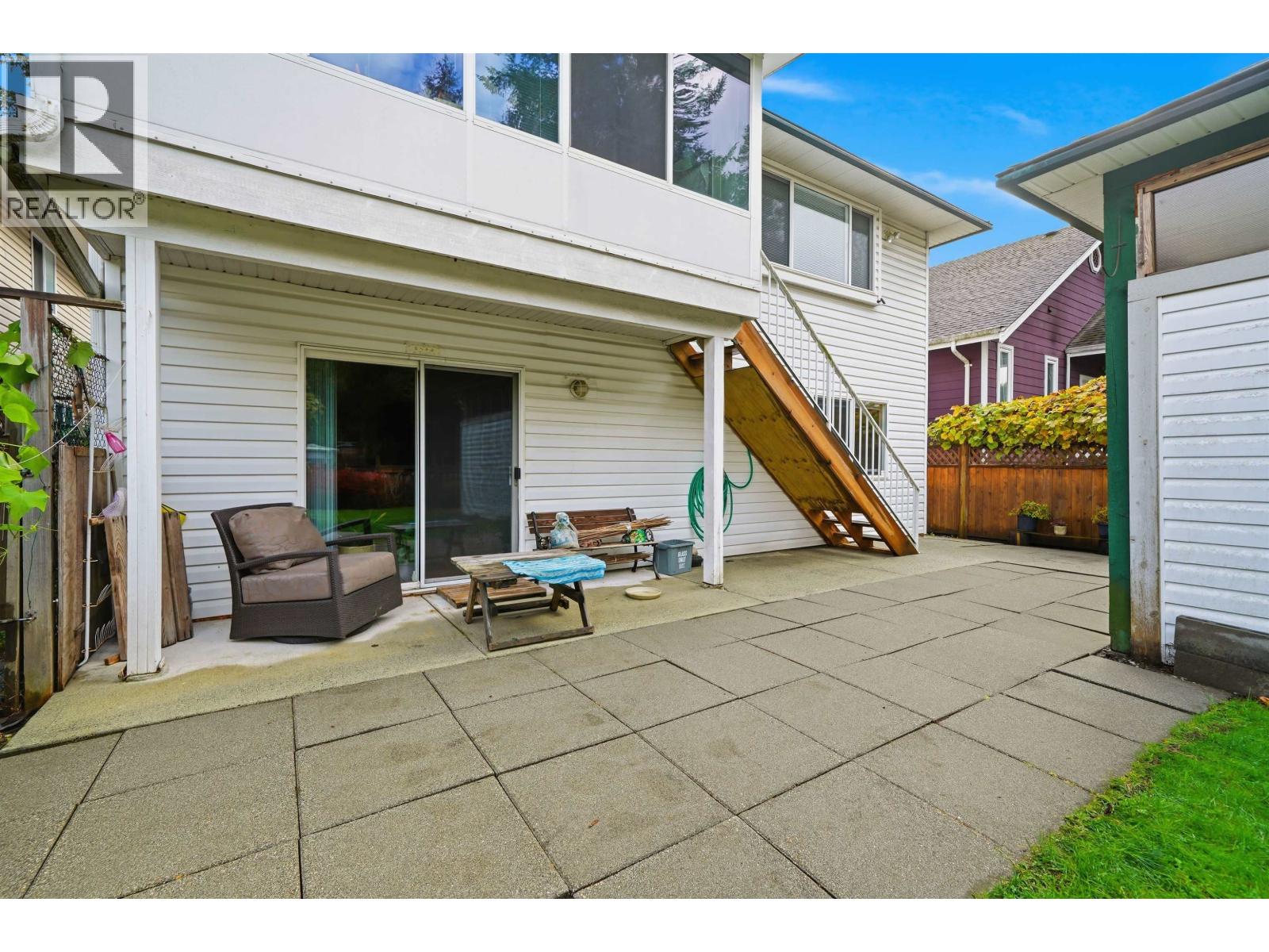 3221 RALEIGH STREET, Port Coquitlam