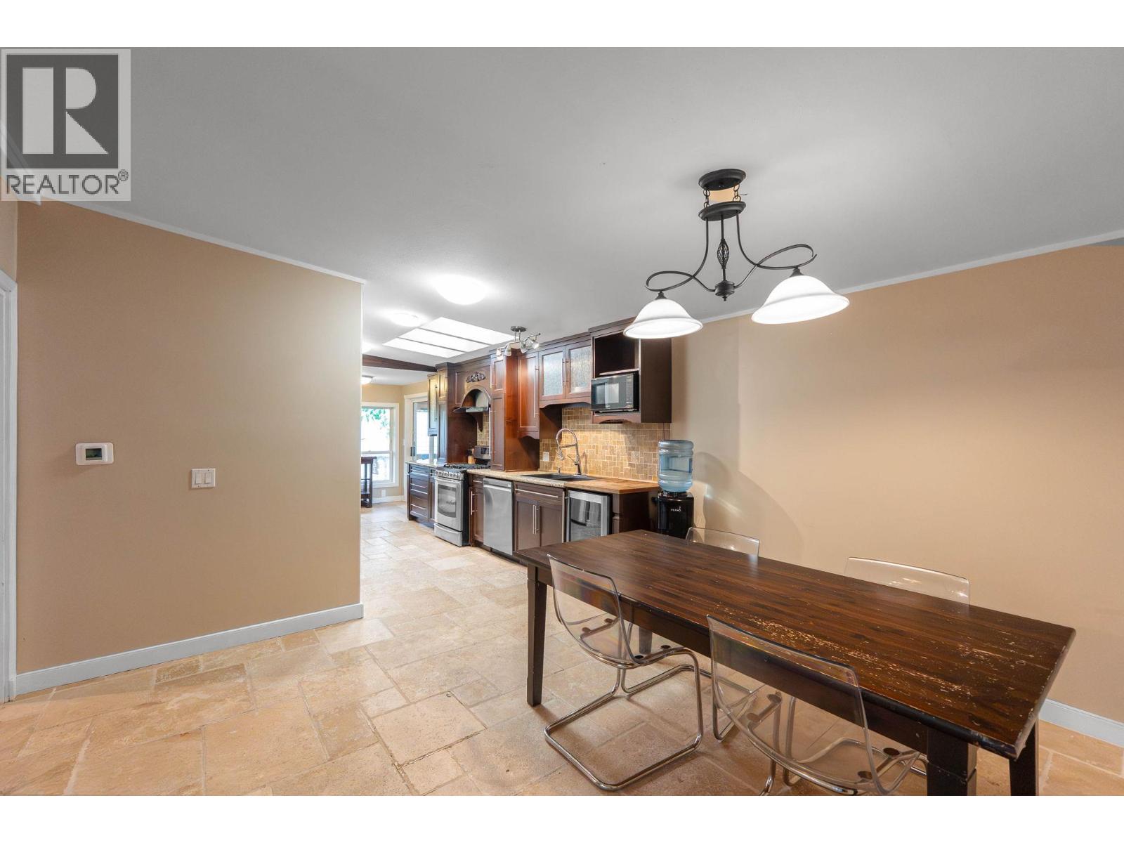 98 2005 Boucherie Road, Westbank