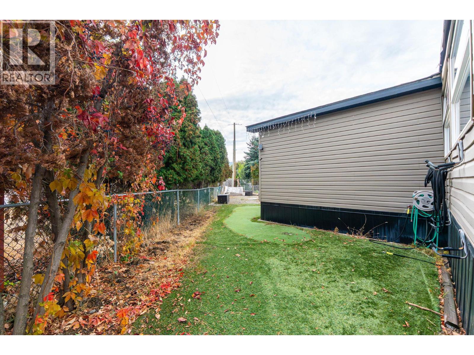 98 2005 Boucherie Road, Westbank