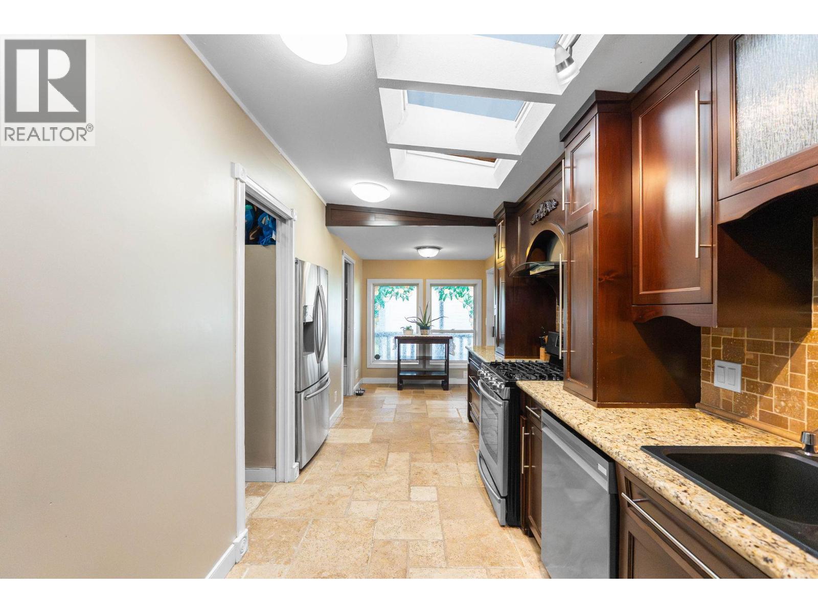 98 2005 Boucherie Road, Westbank