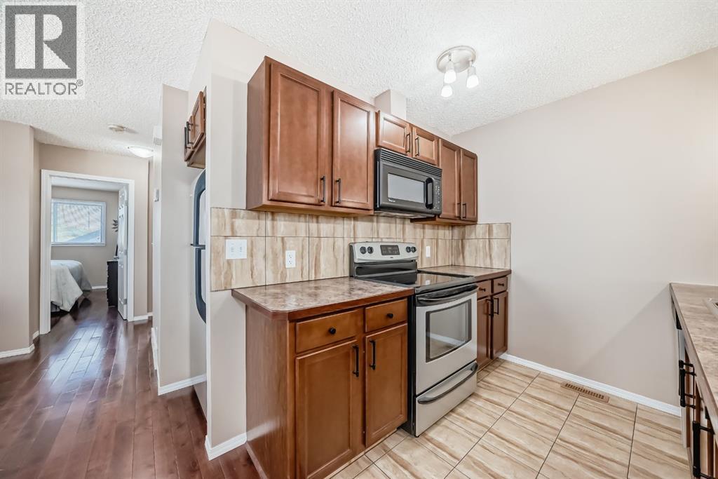 Single Family House Bungalow for Sale in  Berkley Road NW Beddington Heights Calgary 