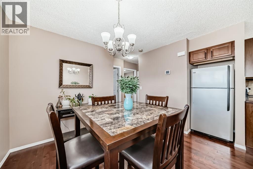 Single Family House Bungalow for Sale in  Berkley Road NW Beddington Heights Calgary 