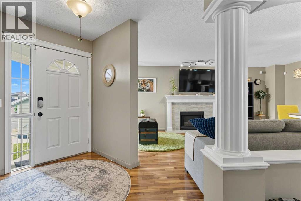 Single Family House for Sale in  Tuscarora Close NW Tuscany Calgary 