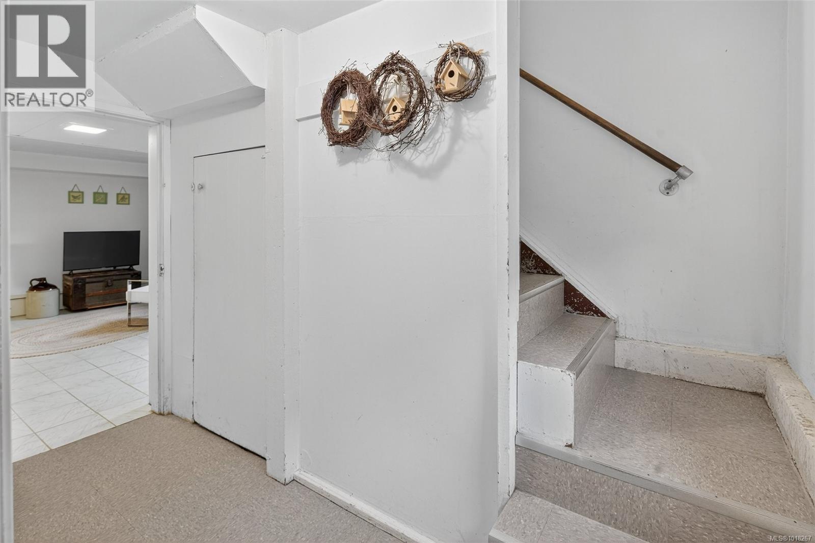 416 RICHMOND AVE - 19