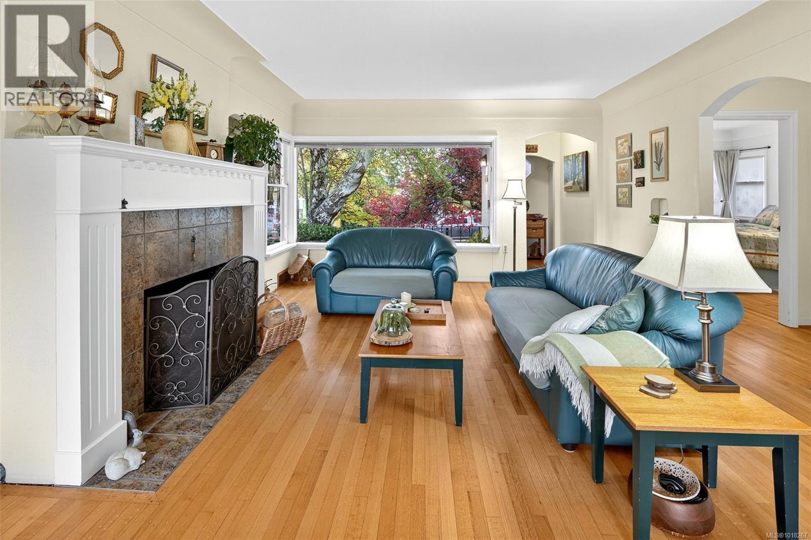 416 RICHMOND AVE - 12