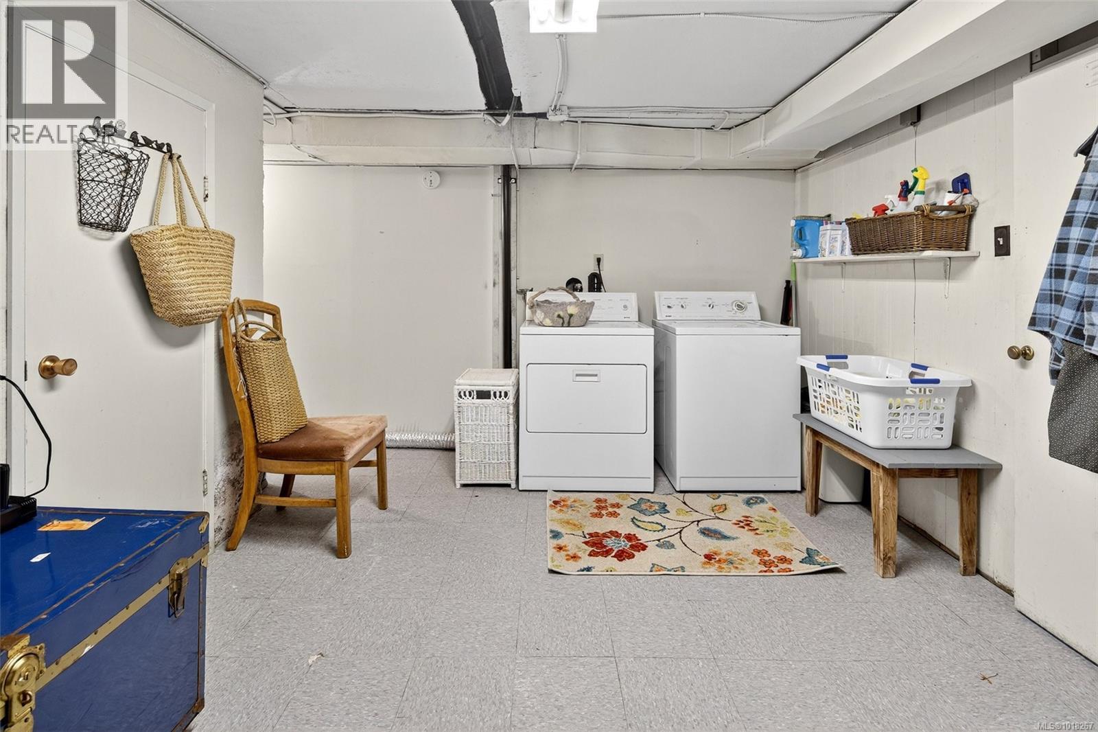 416 RICHMOND AVE - 27