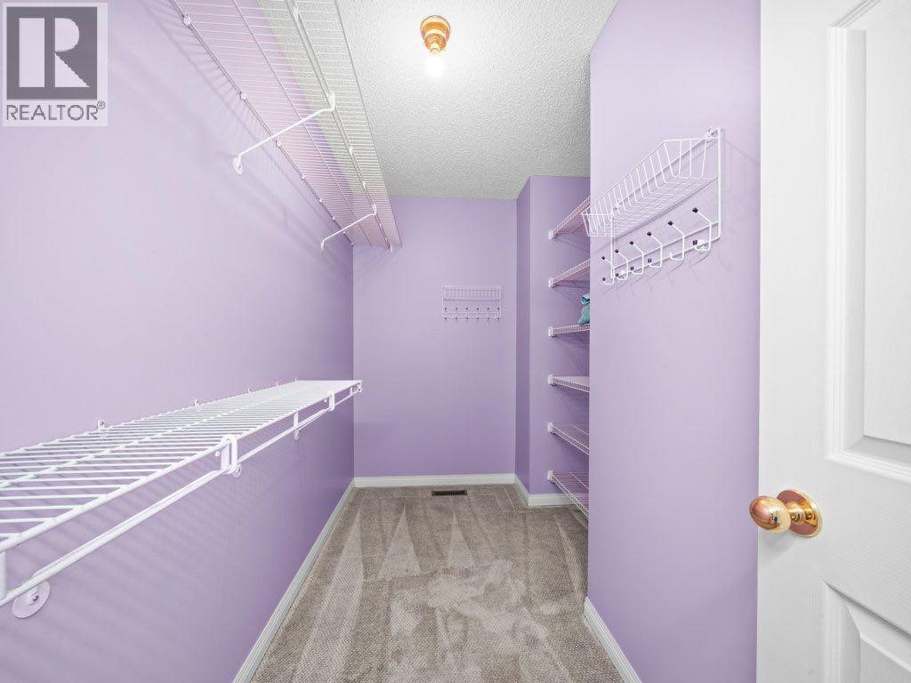 Single Family House for Sale in  Woodbrook Road SW Woodbine Calgary 