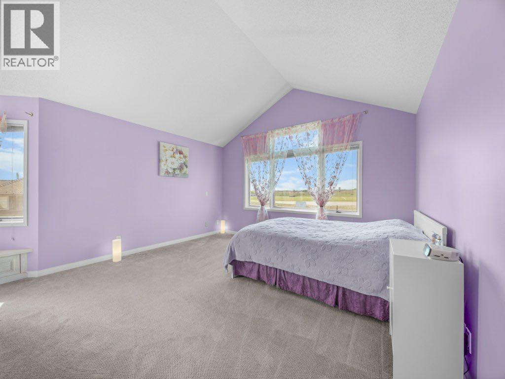 Single Family House for Sale in  Woodbrook Road SW Woodbine Calgary 