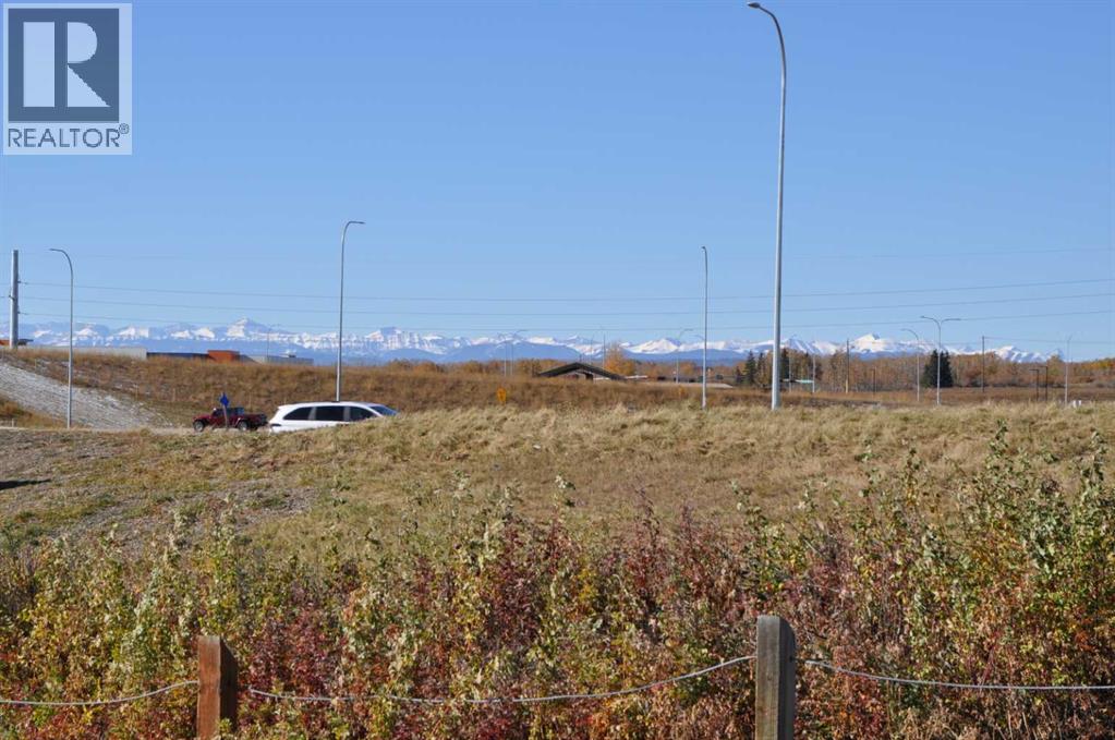 Single Family House for Sale in  Woodbrook Road SW Woodbine Calgary 