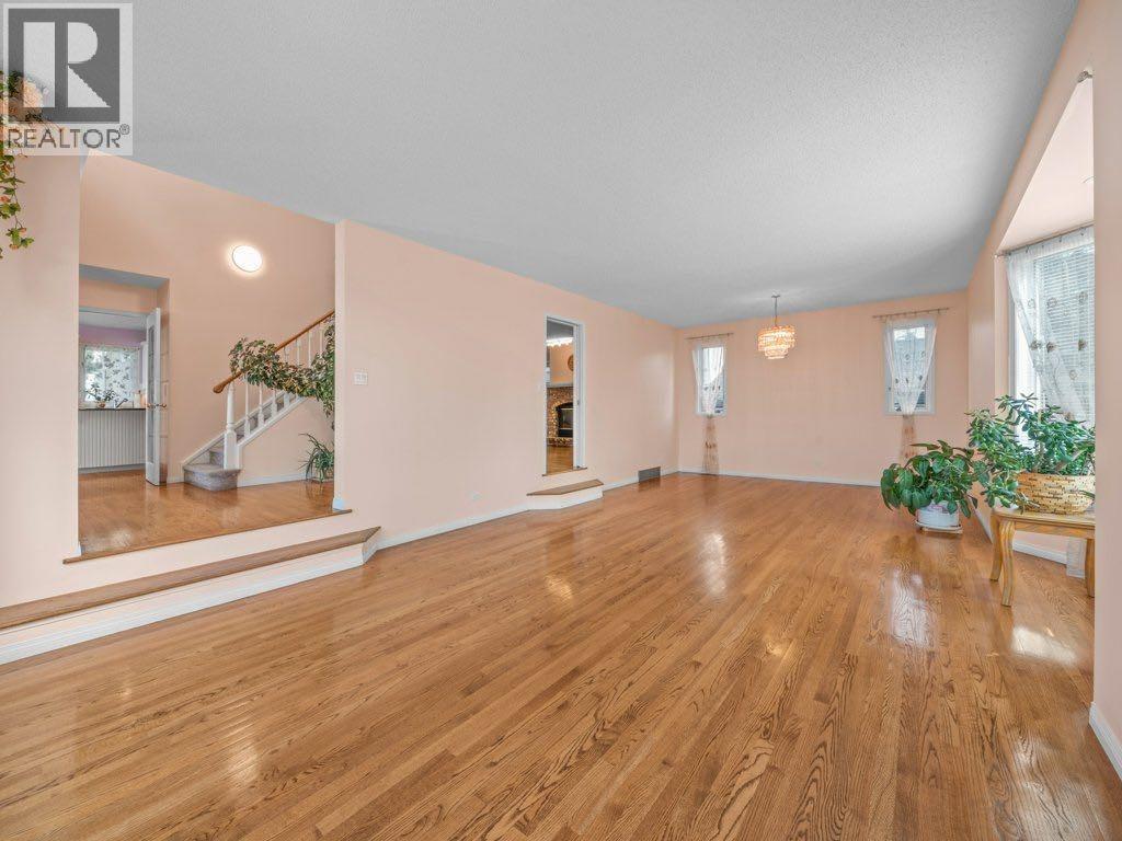 Single Family House for Sale in  Woodbrook Road SW Woodbine Calgary 