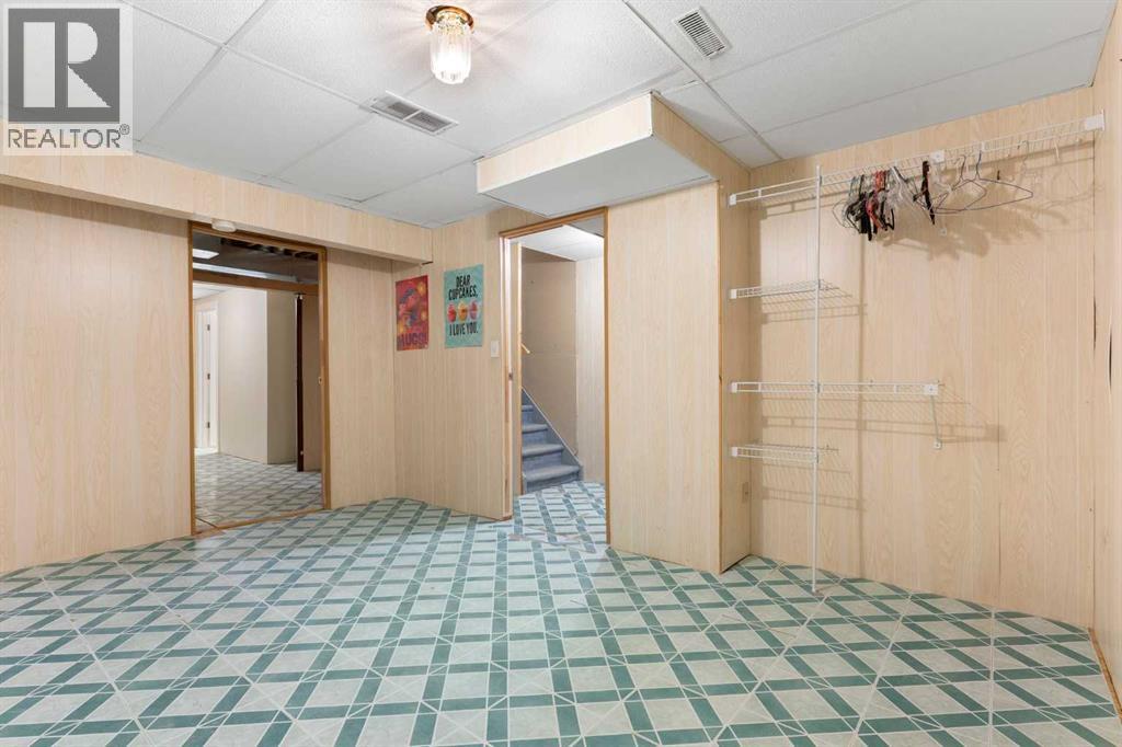 Single Family House for Sale in  Harvest Rose Circle NE Harvest Hills Calgary 