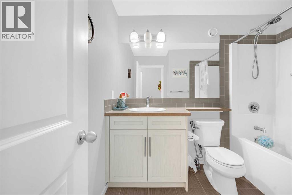 Single Family House for Sale in  Nolanhurst Heights NW Nolan Hill Calgary 