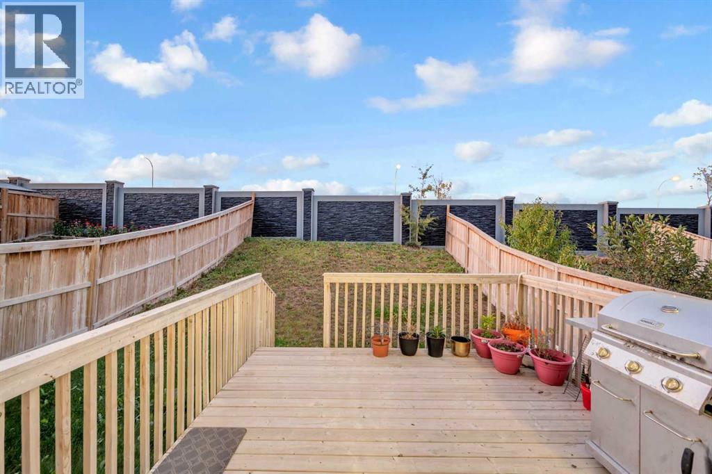 Single Family House for Sale in  Nolanhurst Heights NW Nolan Hill Calgary 