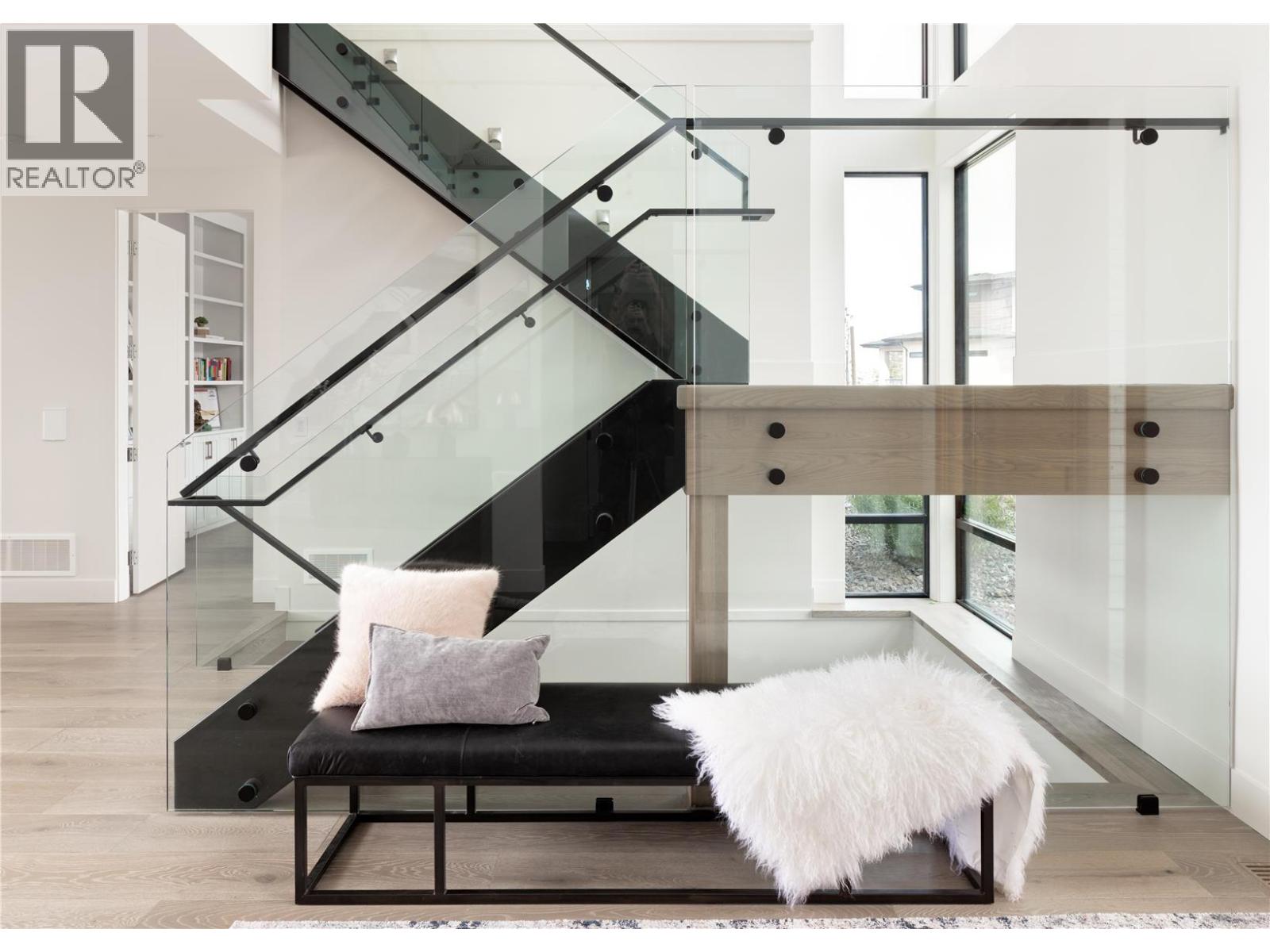  1372 Mine Hill Drive, Kelowna