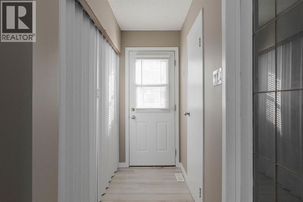 600 Signal Road, Fort McMurray