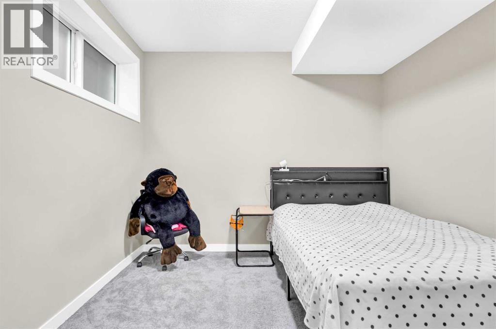 Single Family House for Sale in #  bowness Road NW Montgomery Calgary 