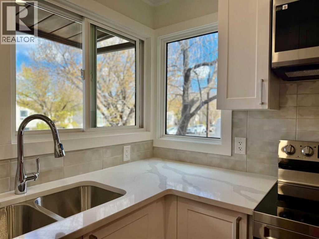 Single Family House for Sale in   Bergen Road NW Beddington Heights Calgary 