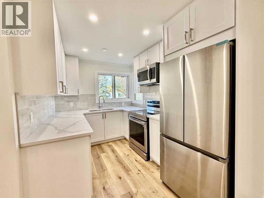 Single Family House for Sale in   Bergen Road NW Beddington Heights Calgary 