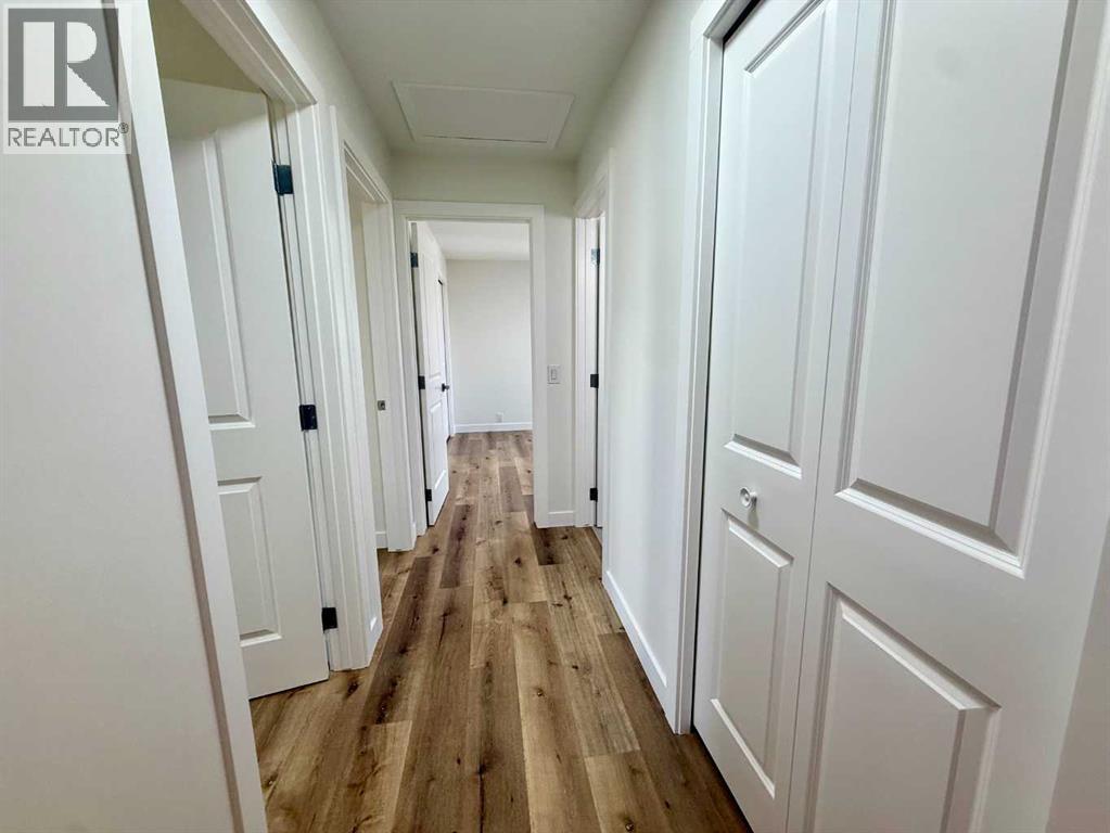 Single Family House for Sale in   Bergen Road NW Beddington Heights Calgary 