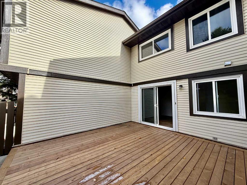 Single Family House for Sale in   Bergen Road NW Beddington Heights Calgary 