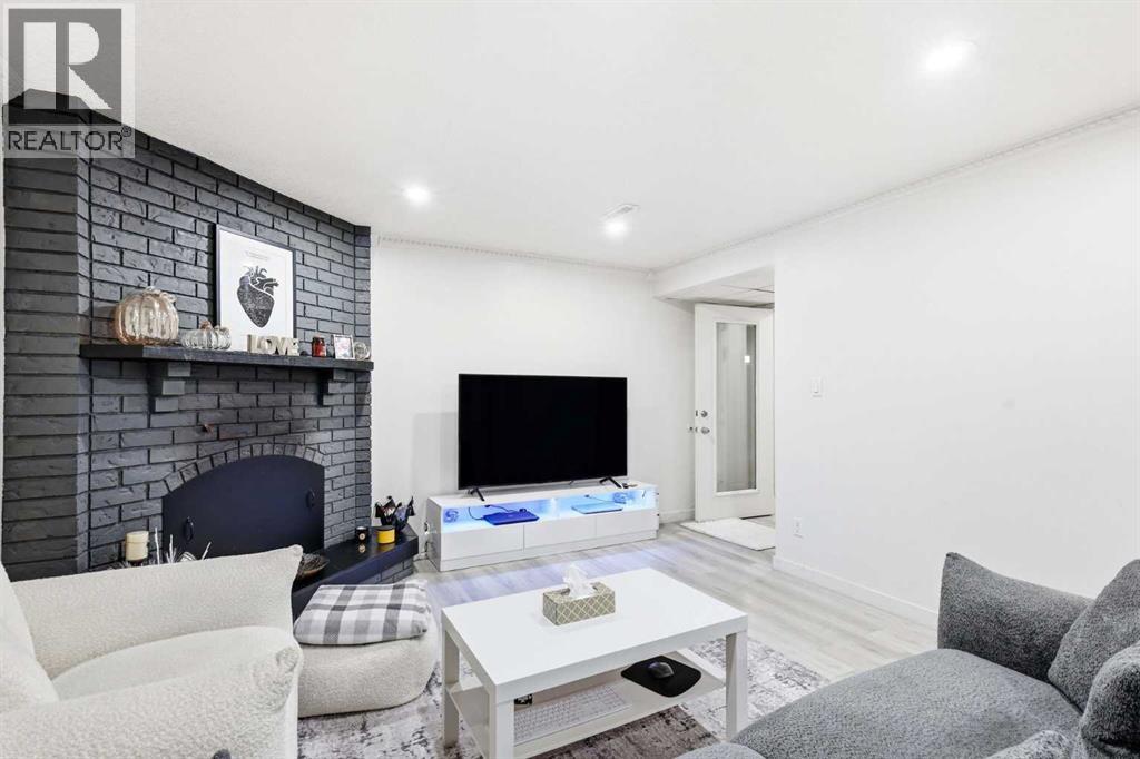 Single Family House Bungalow for Sale in  Whiteview Close NE Whitehorn Calgary 