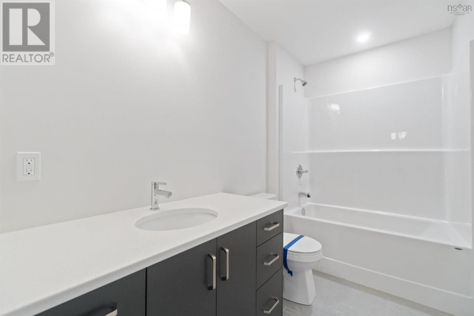 Property 23 of 25 of 19 Brick Lane