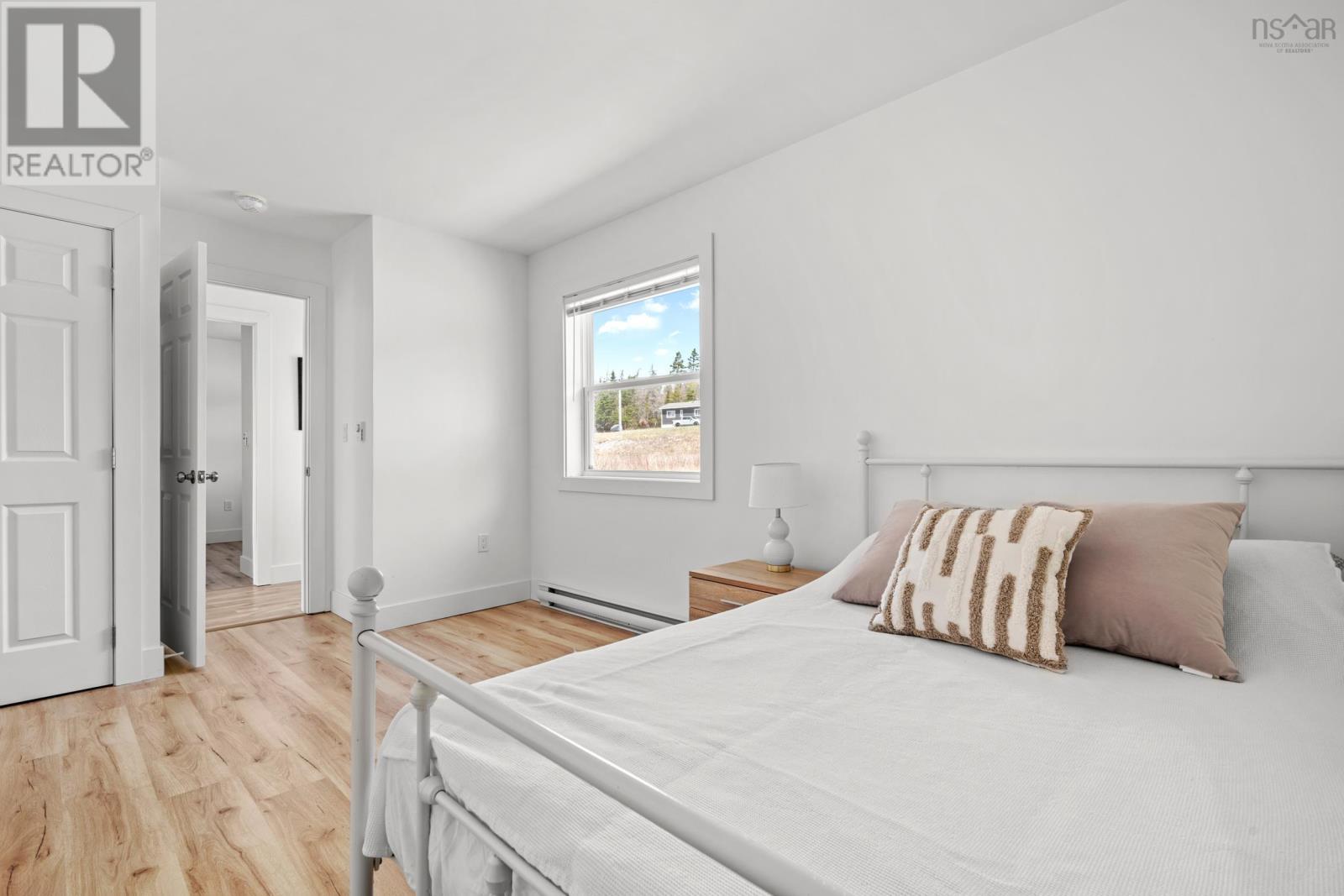 Property 22 of 49 of 24986 Highway 7