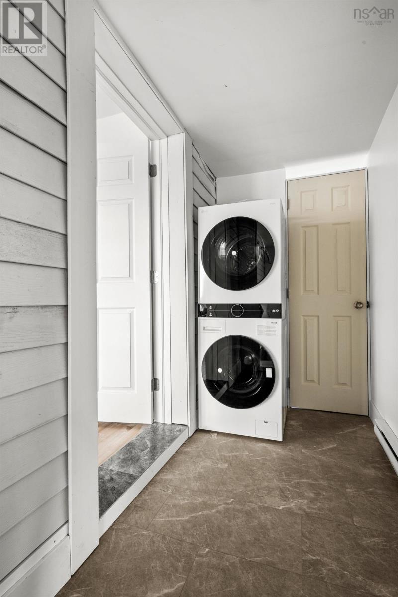 Property 26 of 49 of 24986 Highway 7