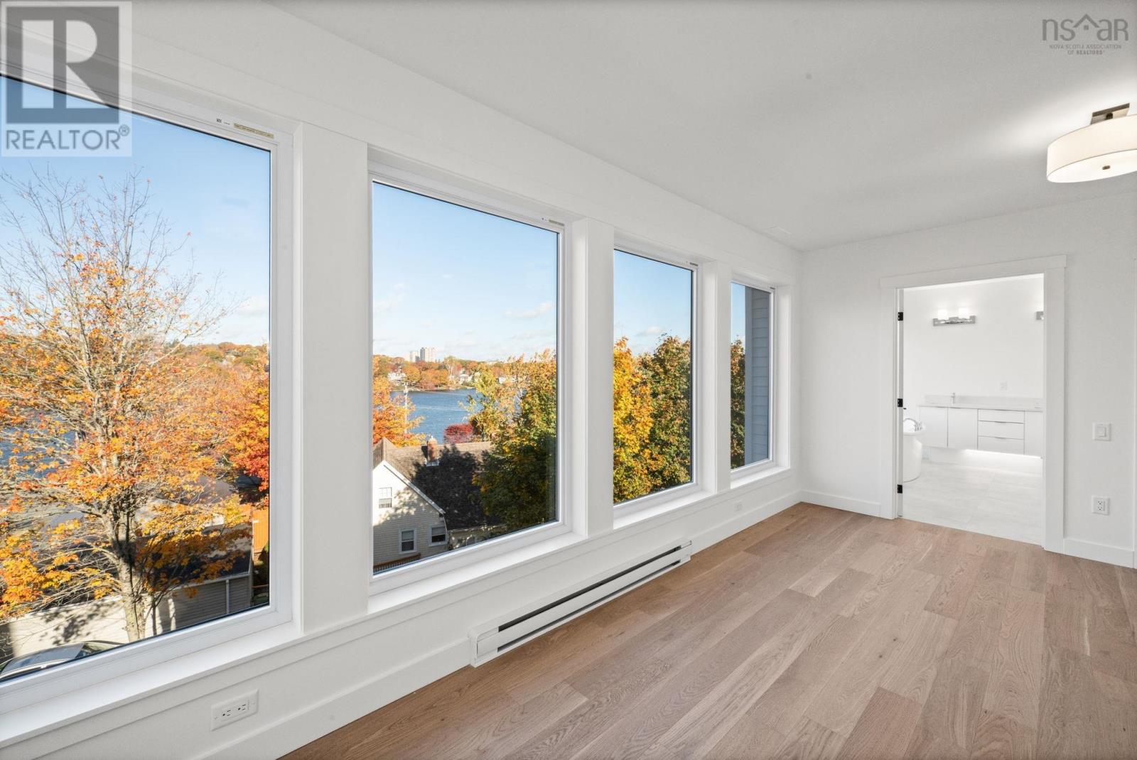 Property 20 of 44 of 71 Sinclair Street