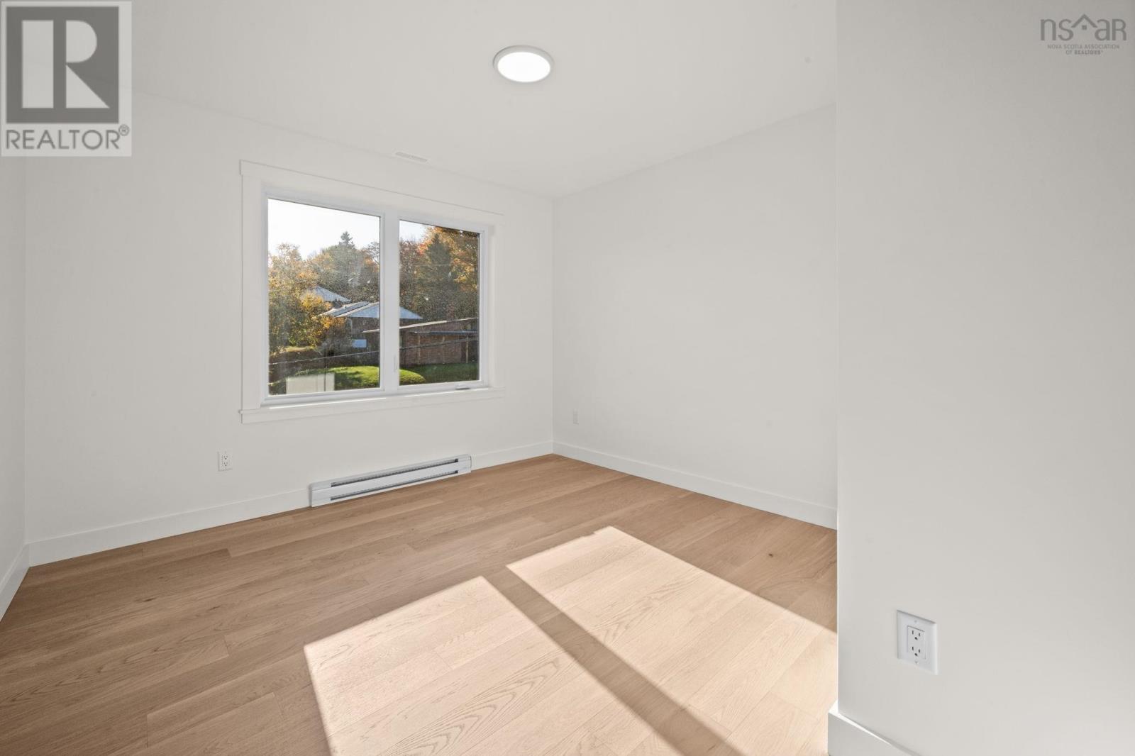 Property 27 of 44 of 71 Sinclair Street