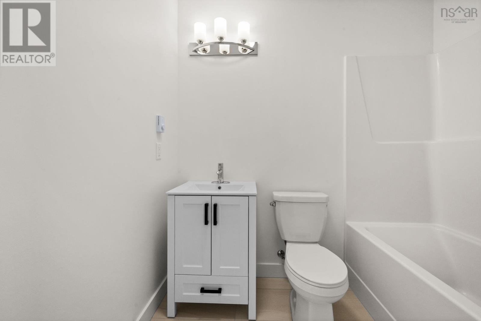 Property 34 of 44 of 71 Sinclair Street