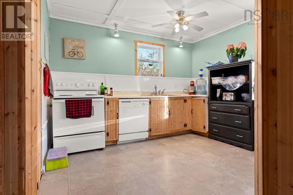 Property 7 of 25 of 128 Aspen Drive