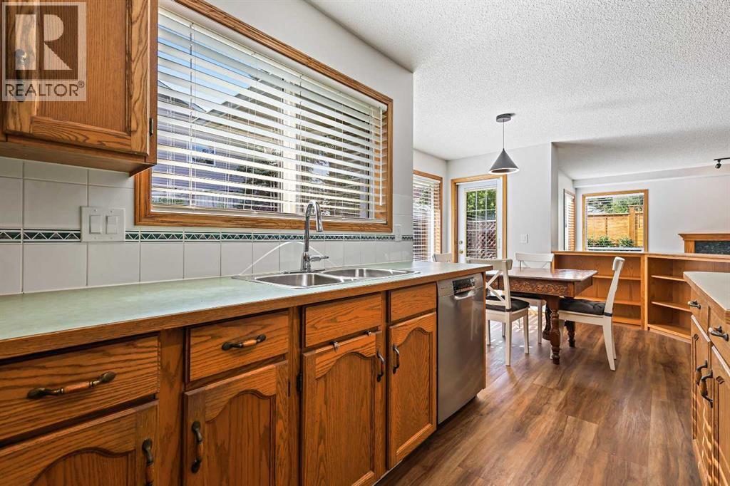 Single Family House for Sale in  Macewan Park View NW MacEwan Glen Calgary 