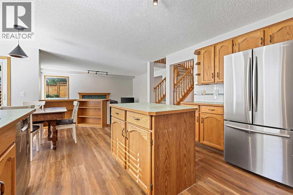 Single Family House for Sale in  Macewan Park View NW MacEwan Glen Calgary 