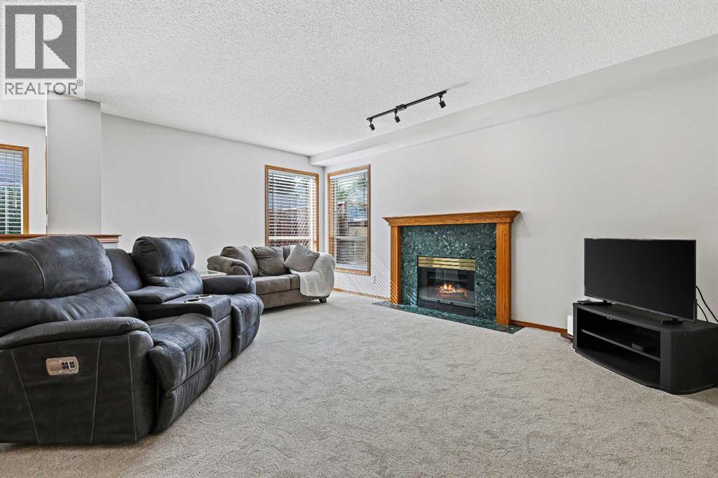 Single Family House for Sale in  Macewan Park View NW MacEwan Glen Calgary 