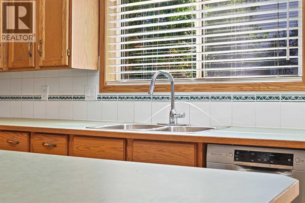 Single Family House for Sale in  Macewan Park View NW MacEwan Glen Calgary 