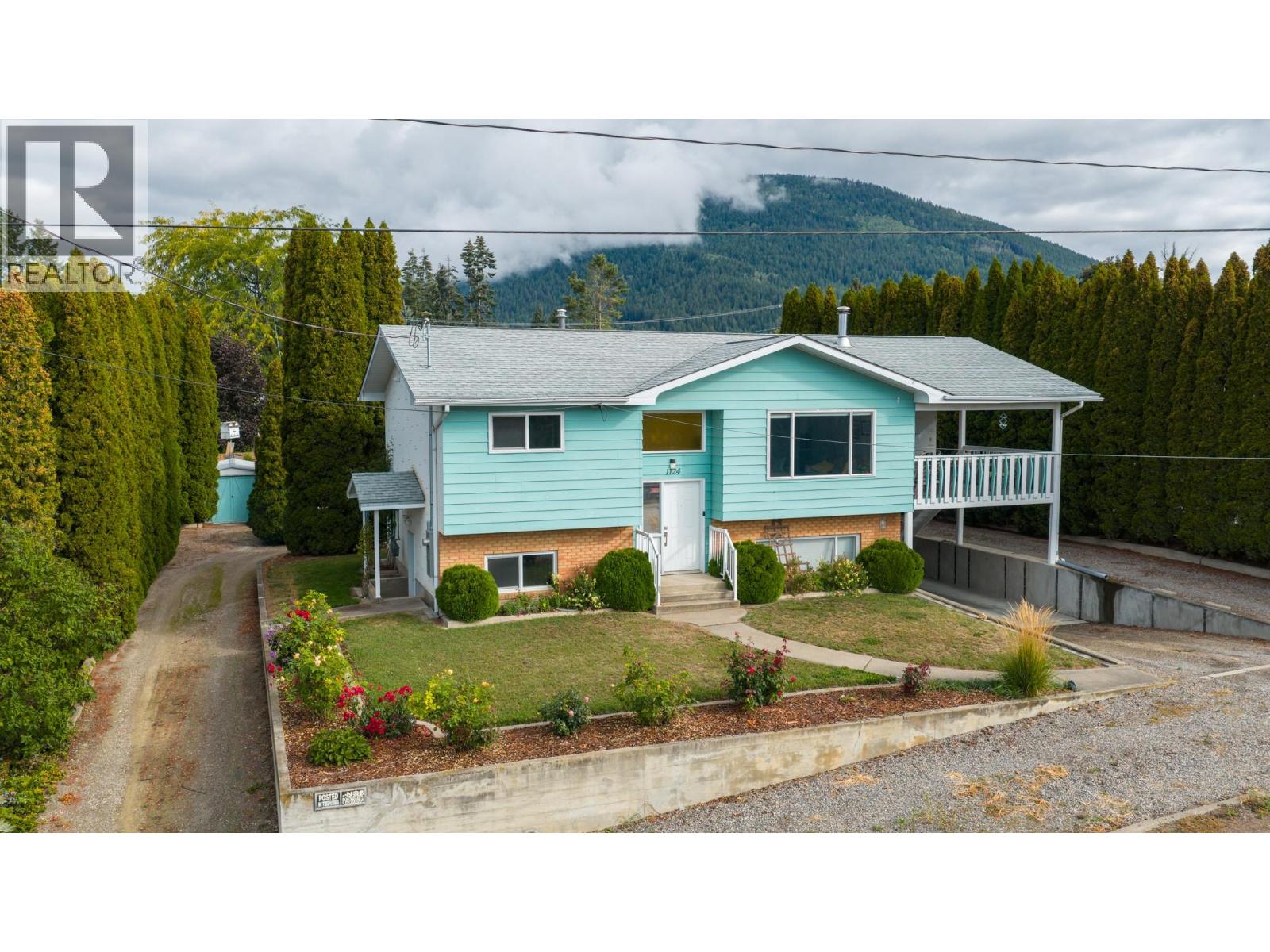 1124 ERICKSON Street, Creston