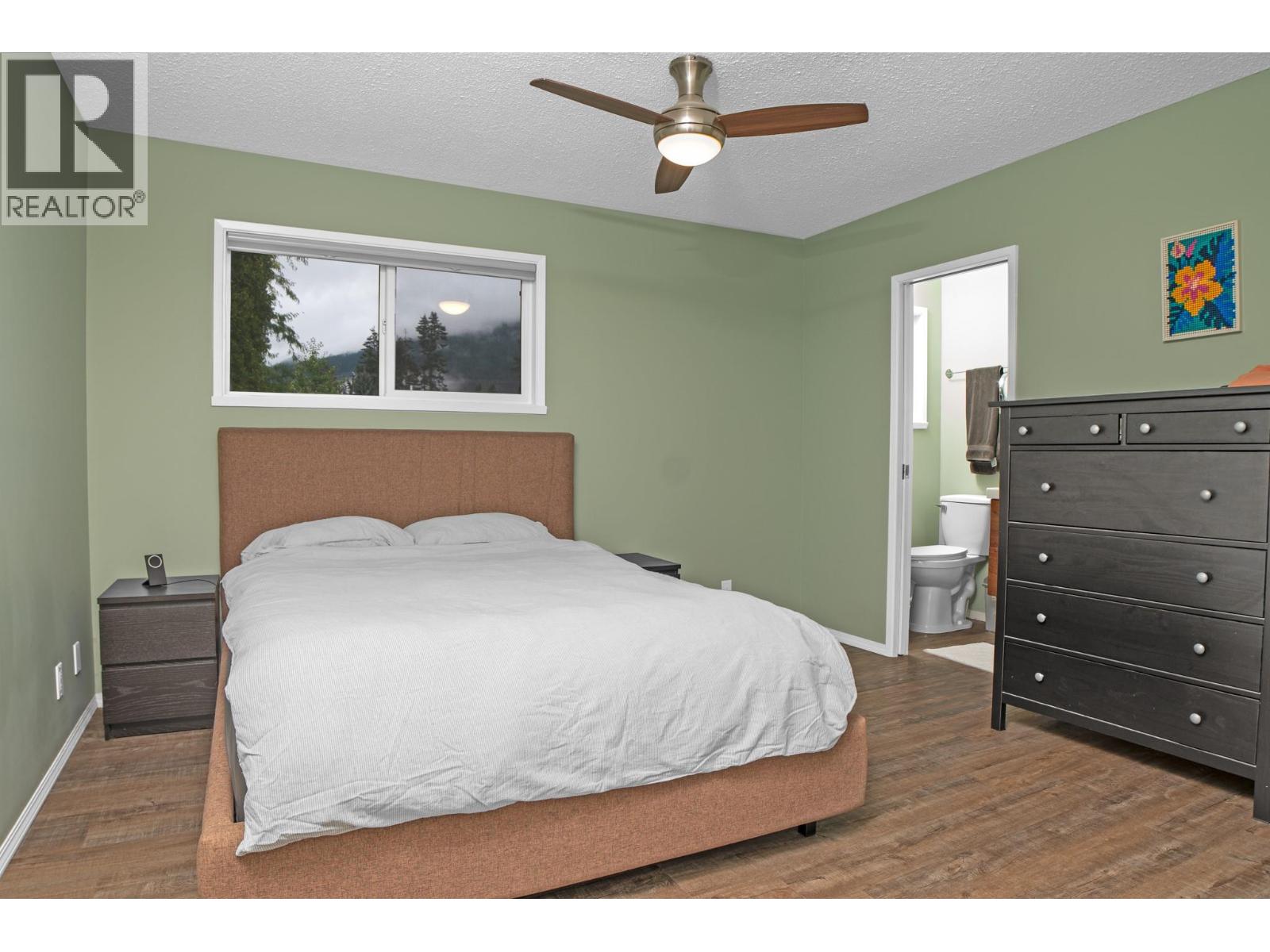 1124 ERICKSON Street, Creston