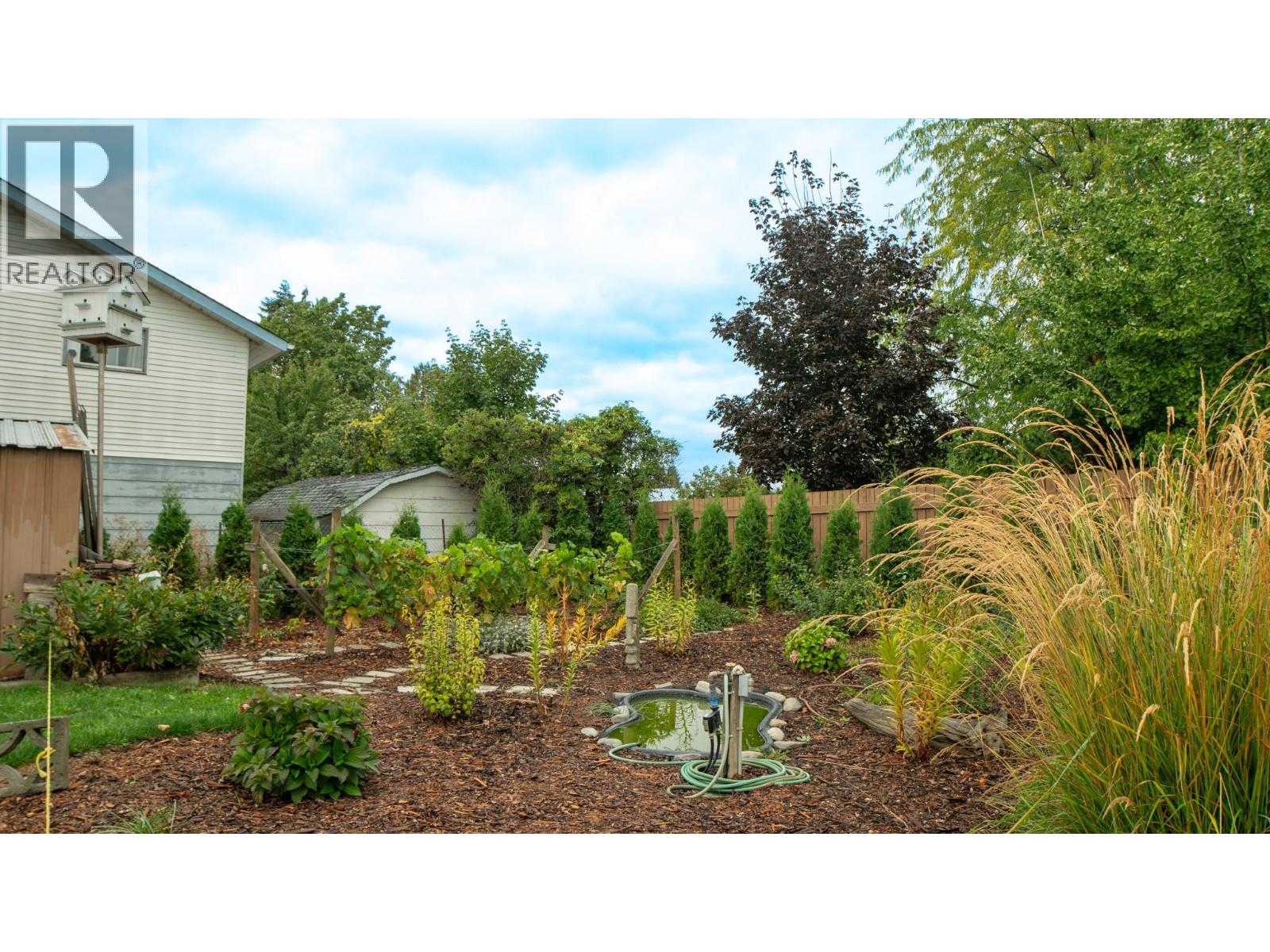 1124 ERICKSON Street, Creston