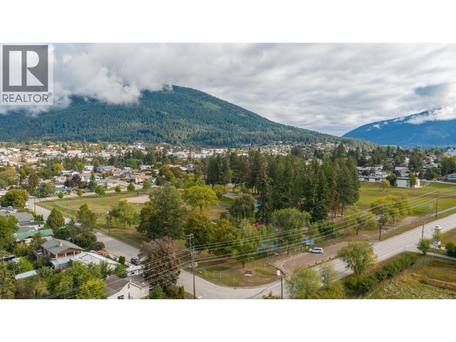 1124 ERICKSON Street, Creston